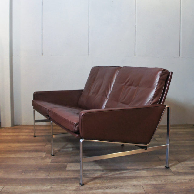 “P.Fabricius & J.Kastholm” Design Germany “Kill International / FK6720” 2-Seater Sofa