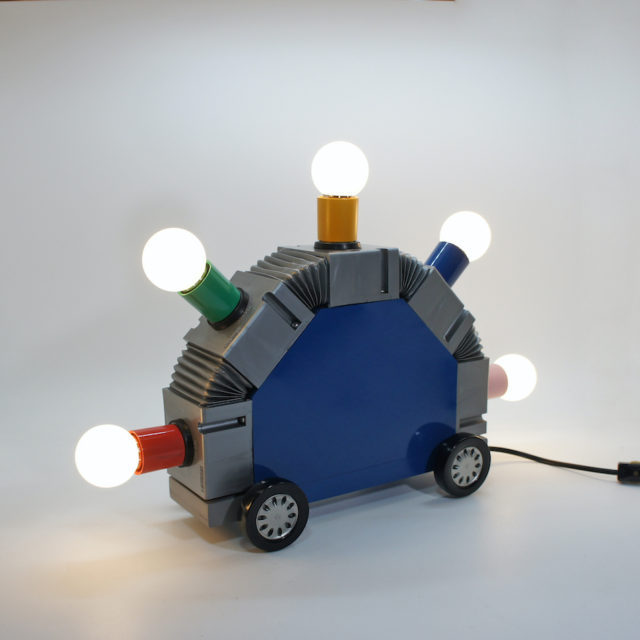 Graphio/buro-stil Original Renovation Product : Memphis Style “Mechanized Super Lamp”