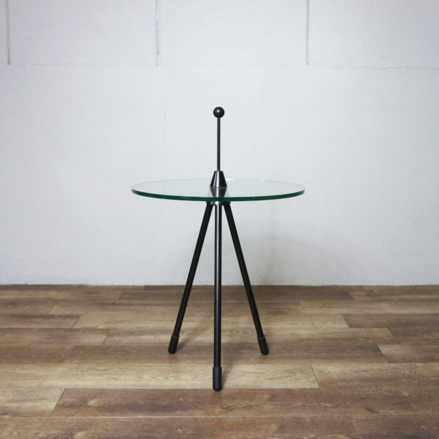 80’s Italy Postmodern Design Tripod Side Table