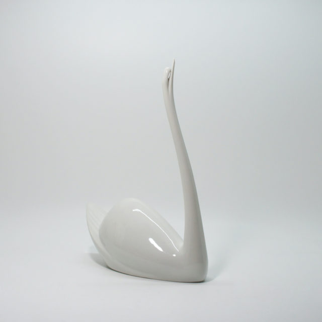 Czech “Jaroslav Ježek” Porcelain「Swan」Figure for “Royal Dux”
