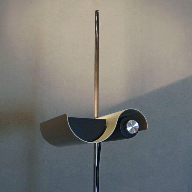 1975 “Vico Magistretti” Design “Dim333” Floor Lamp for “Oluce”