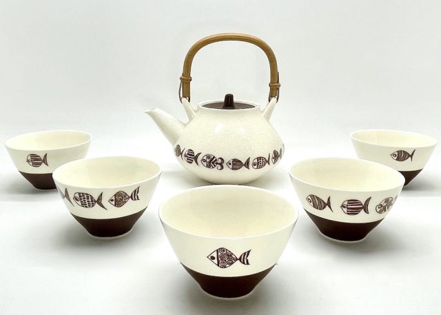 60’s “中上良子”デザイン “知山窯” 銅板転写「魚」湯茶セット