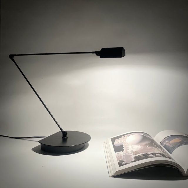 80’s Italia “Tommaso Cimini” Design “DAPHINE CLOE” Desk Light for “LUMINA”