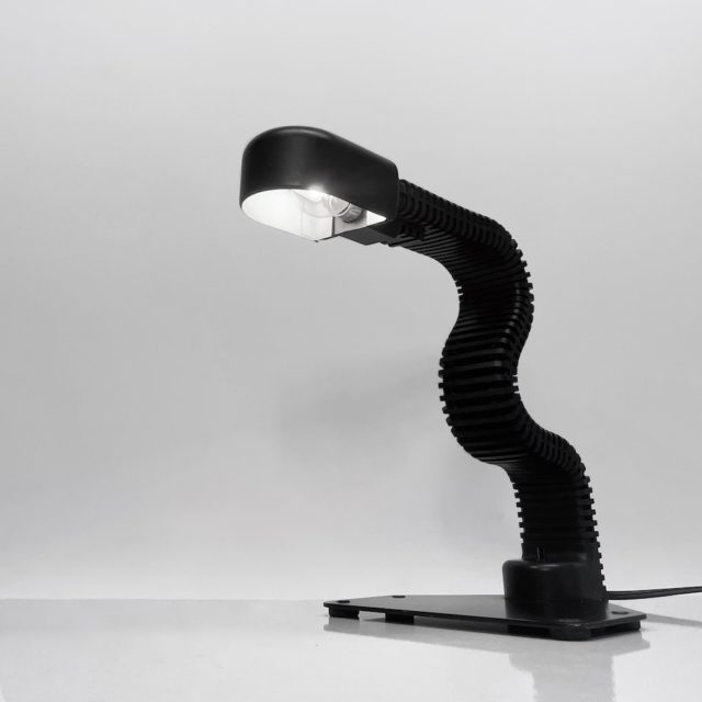 1974 “黒川雅之”デザイン “COBRA”