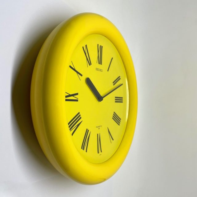 70’s “SEIKO” Yellow Donut Frame Wall Clock