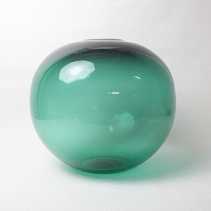 1959 Willy Johansson Design “Hadeland” Old Glass Vase
