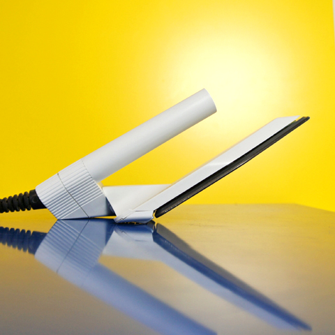 Pierre Cardin Design Iron “Swiss / jura” Model302