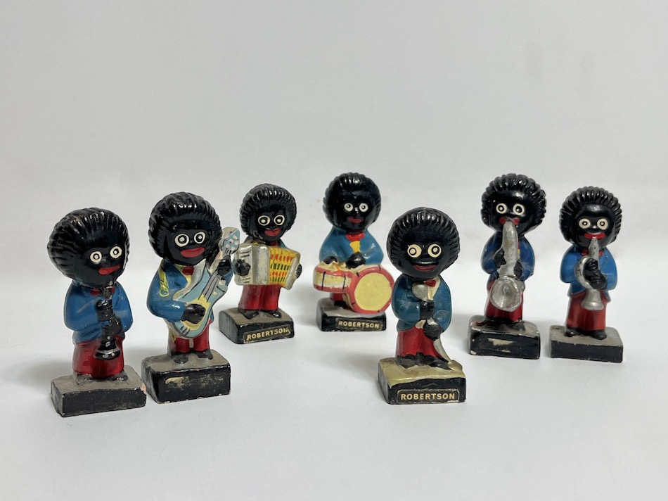 70’s England “Robertson’s” Mascot Pottery Figure「Musician Golly」 7-Piece Set