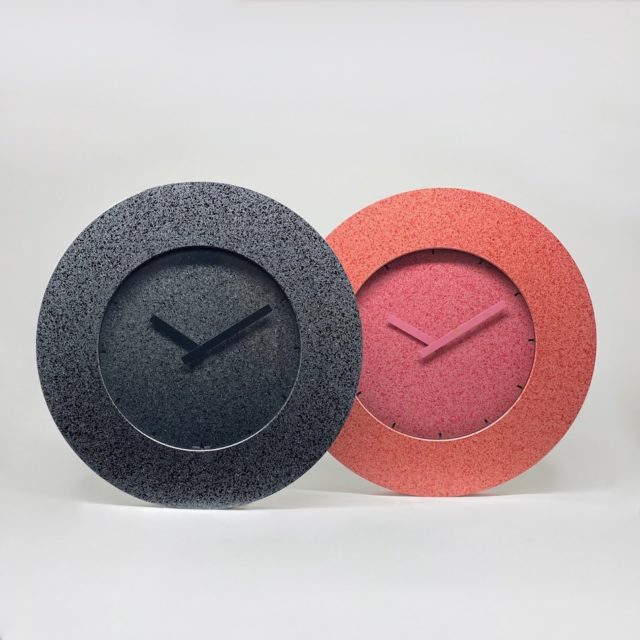 1989 “川崎和男” Design 「 GANBARA  PEBBLE」Wall Clock（GY/PK）